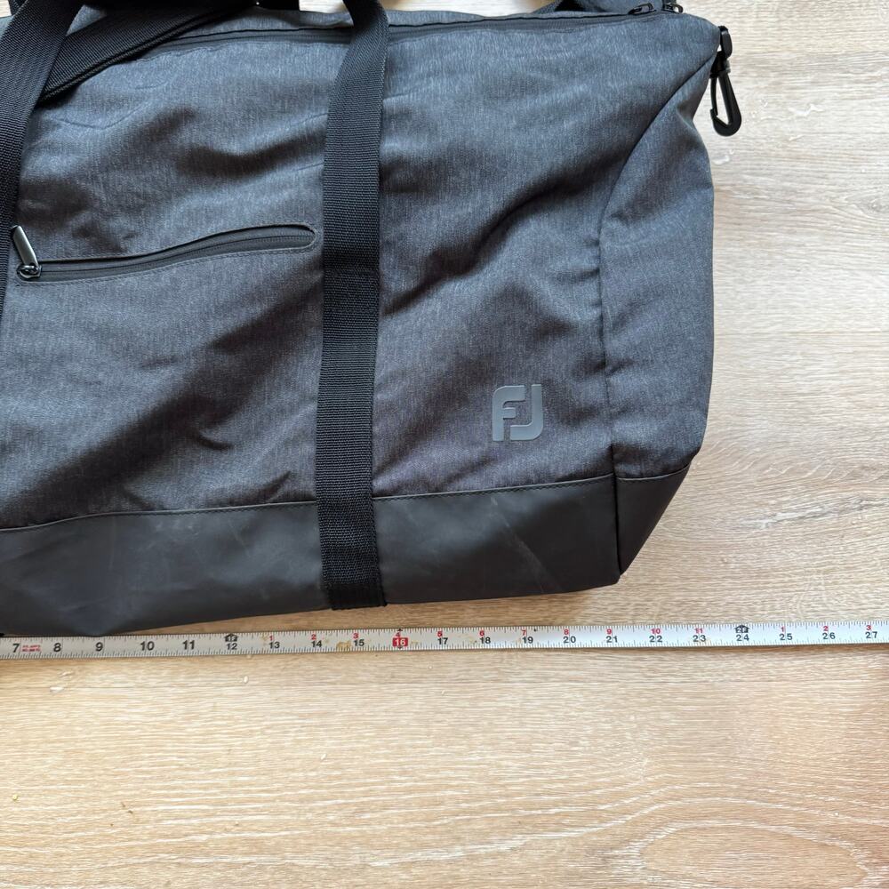 FootJoy Lightweight Travel Duffel Bag - Picture 9 of 9